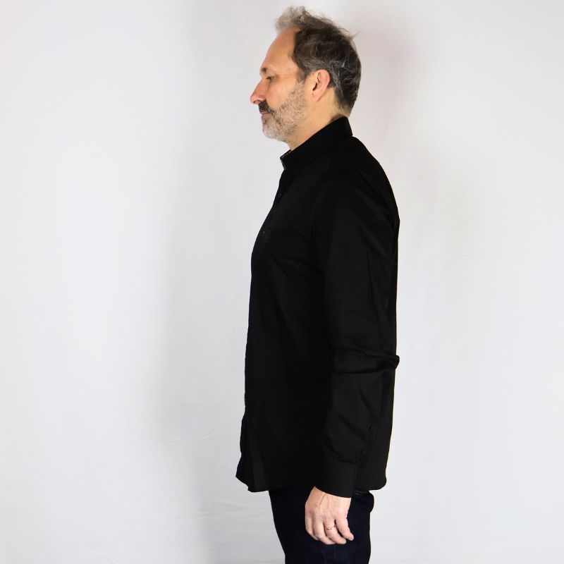 FULL BLACK